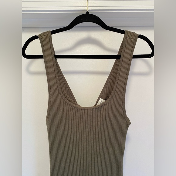 Abercrombie & Fitch Ribbed Knit Bodycon Dress Size Medium Olive Green Sweater - Picture 2 of 8